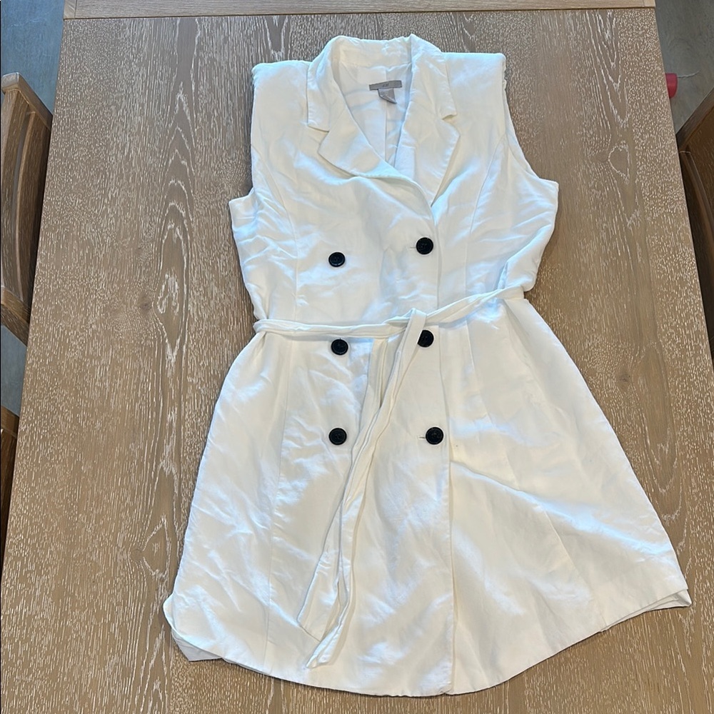 H&M White Sleeveless Double-Breasted Dress